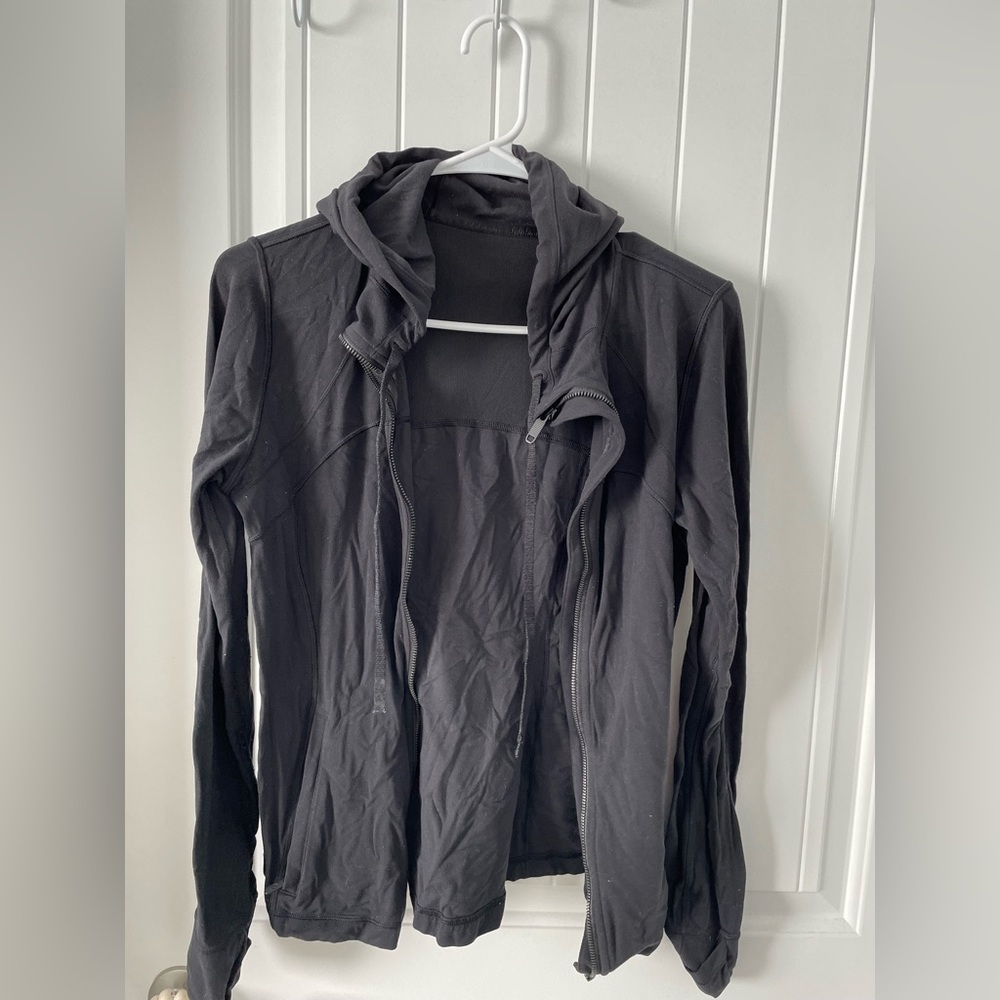 Lululemon size 10 light weight jacket